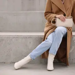 Torebka w stylu lat 90 – odkryj modne modele i najważniejsze trendy