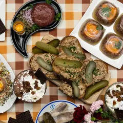 Impreza w stylu PRL: Jak zorganizować niezapomniane retro przyjęcie