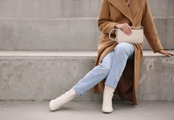 Torebka w stylu lat 90 – odkryj modne modele i najważniejsze trendy
