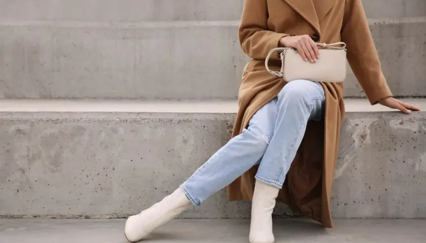 Torebka w stylu lat 90 – odkryj modne modele i najważniejsze trendy