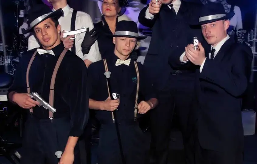 Impreza w stylu lat 30: Jak uniknąć nudnych przyjęć i zaskoczyć gości