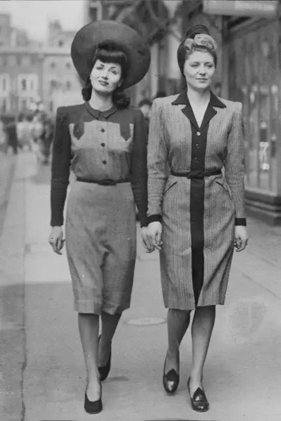 Zdjęcie Ubrania w stylu lat 40 – jak stworzyć eleganckie retro stylizacje